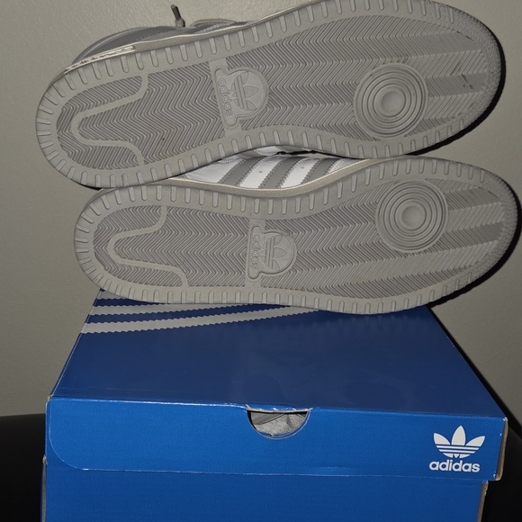 Top 10 RB Adidas Gray and White High-Top Sneakers - Picture 2 of 7